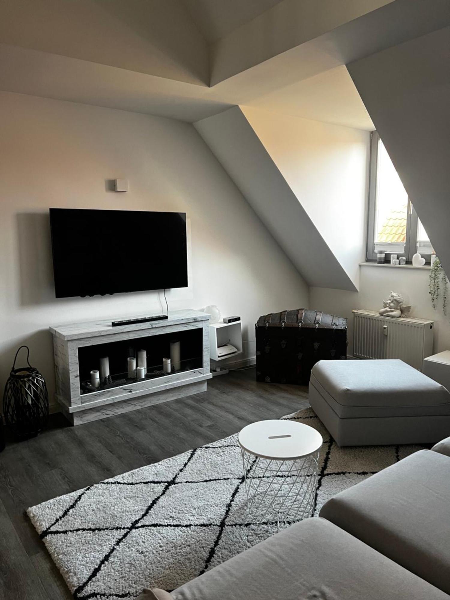 Moderne Galeriewohnung Mit Balkon Und Stellplatz Am Wenigemarkt Ерфурт Екстериор снимка