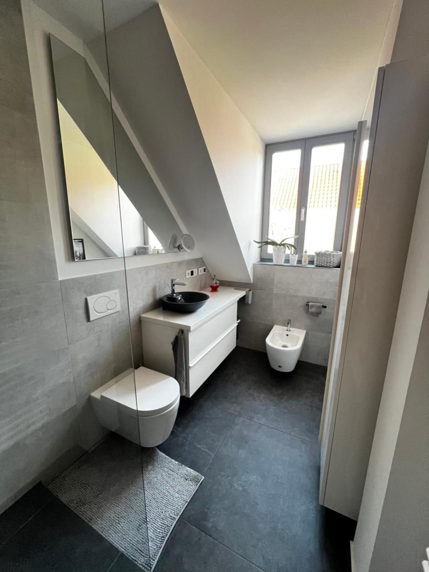 Moderne Galeriewohnung Mit Balkon Und Stellplatz Am Wenigemarkt Ерфурт Екстериор снимка